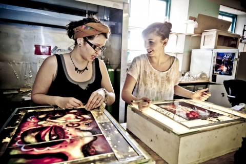 Glass, students, stained glass studio 缩略图